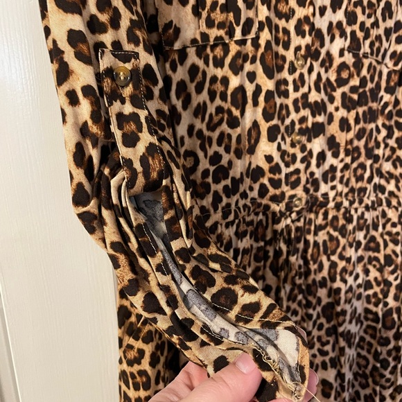 TORRID - SIZE 2 - LIKE NEW - Leopard Print Button Down Dress - Picture 4 of 6